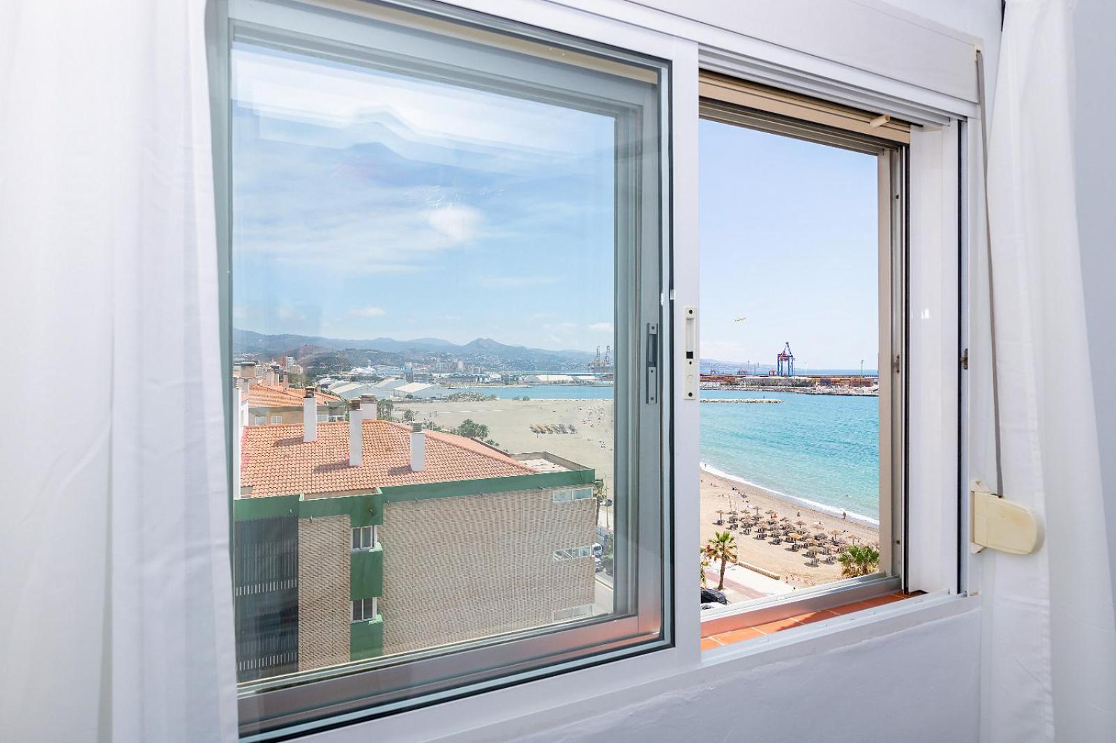 Impresionante Vista Al Mar - Elegante Apartamento Málaga Extérieur photo